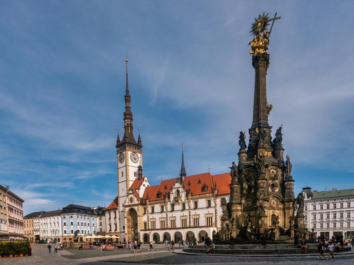 Uma vista impressionante do centro antigo da cidade pode ser apreciada da torre da prefeitura de Olomouc