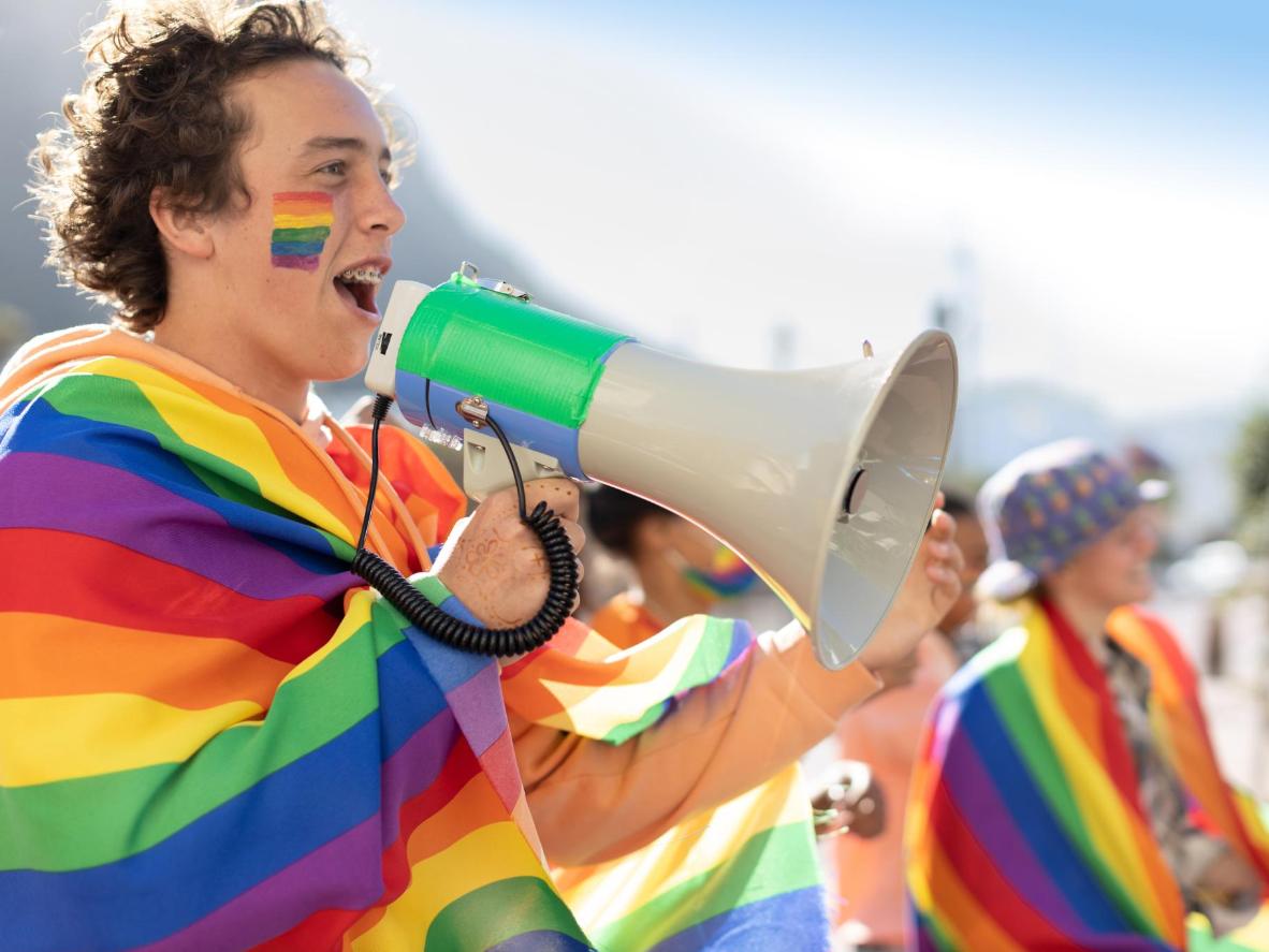 Espalhe a ideia de amor e aceitação na Chicago Pride Parade