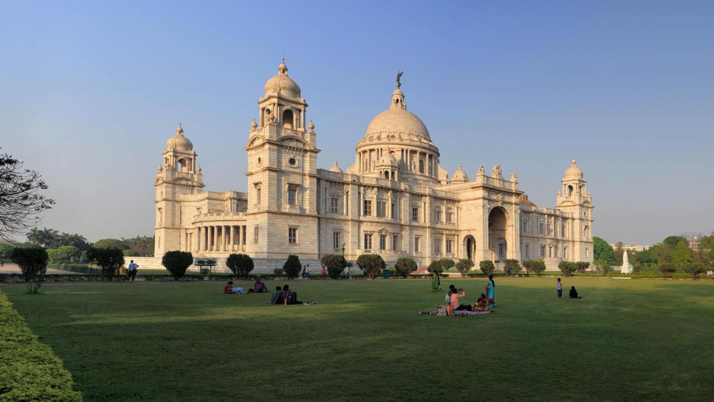 The Victoria Memorial is a mighty marble monument that’s now one of the finest museums in India