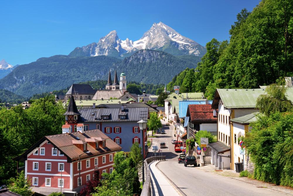 Venture along Germany’s ‘Romantic Road’ side-by-side, and stop at the charming town of Dinkelsbühl