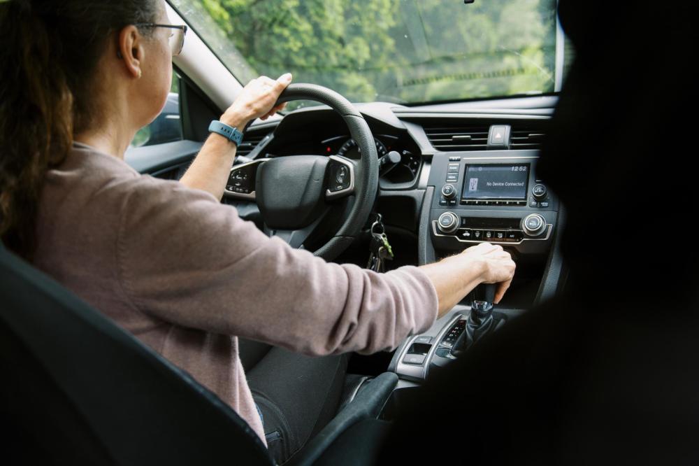 Understand the shift lever