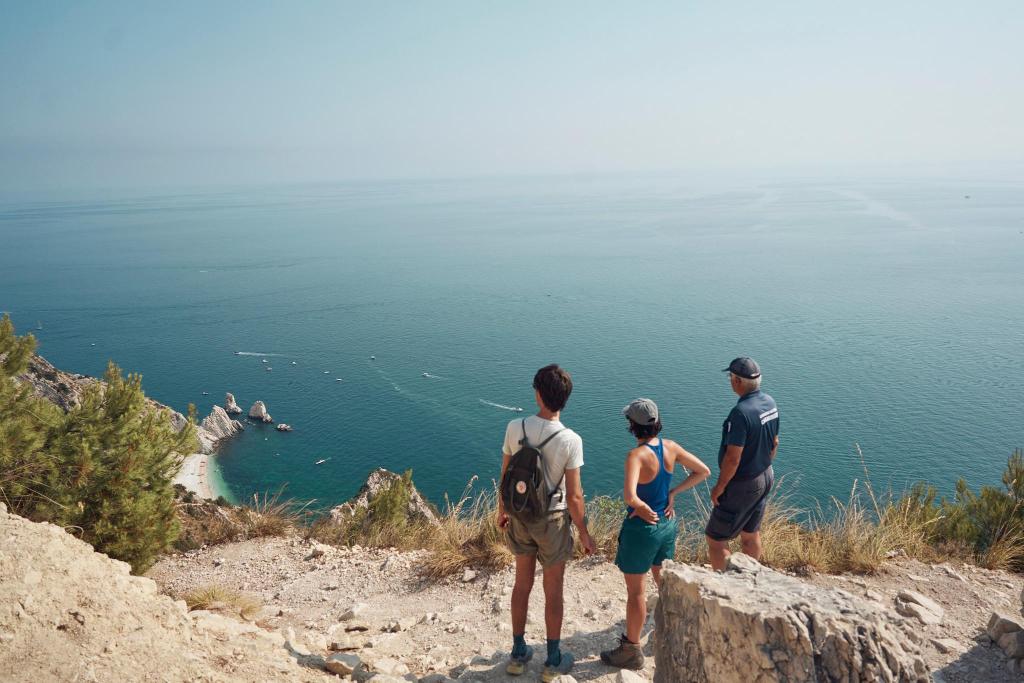 How to Plan a Group Trip: Tips from Travel Experts