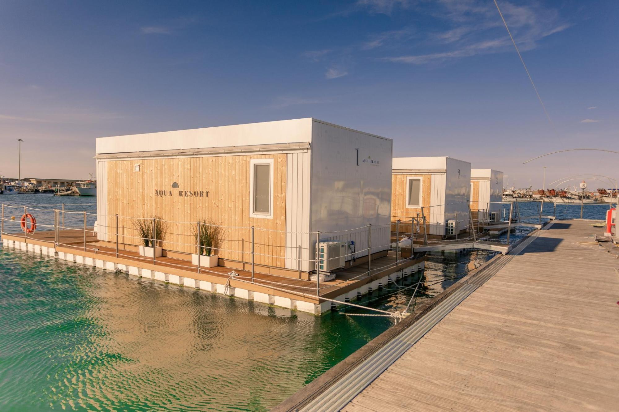 10 unforgettable destinations for houseboat rentals