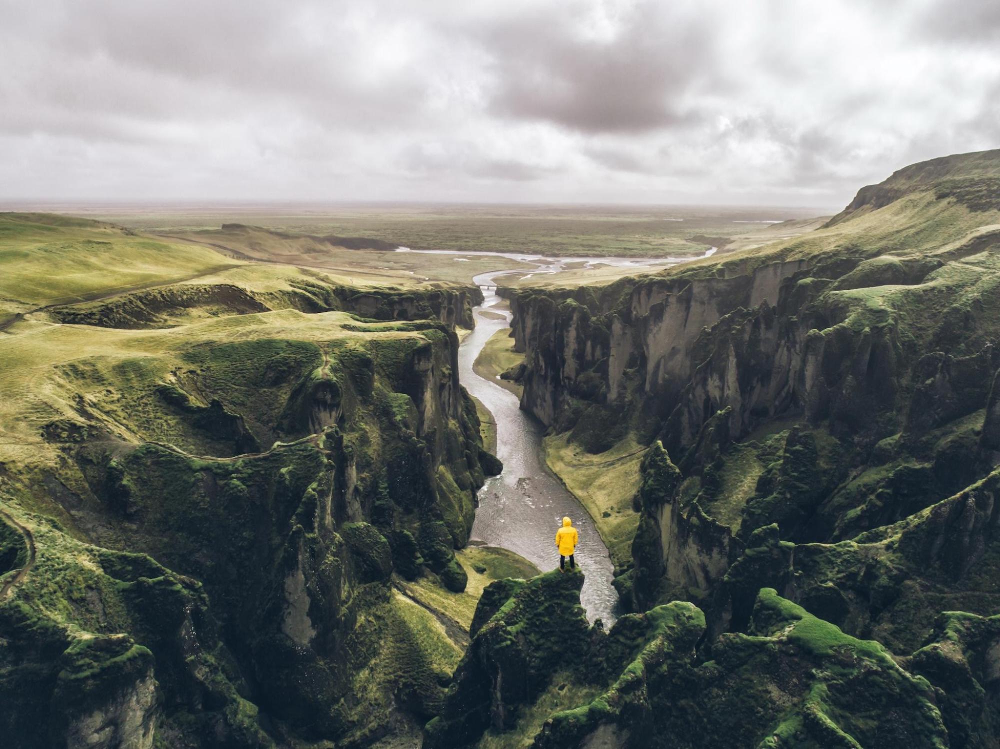 A scenic view of the Yellow River in Iceland.