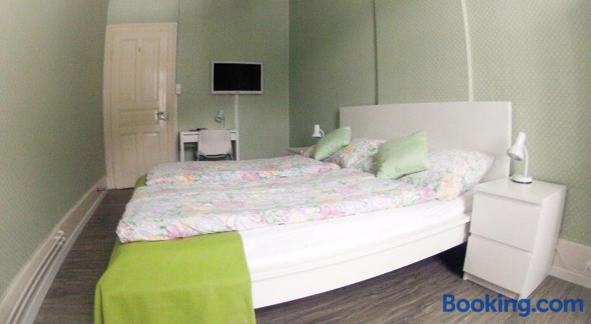 BASICROOMS HOTEL by null