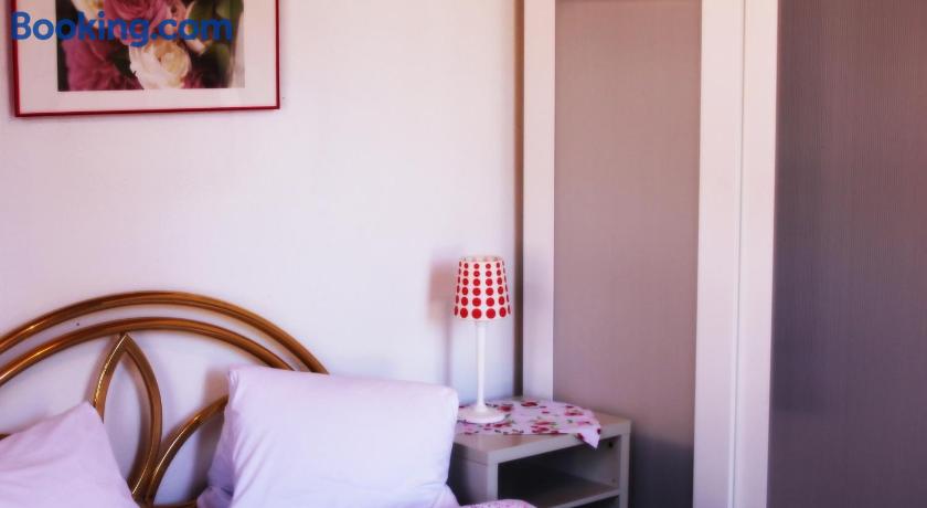 BASICROOMS HOTEL by null