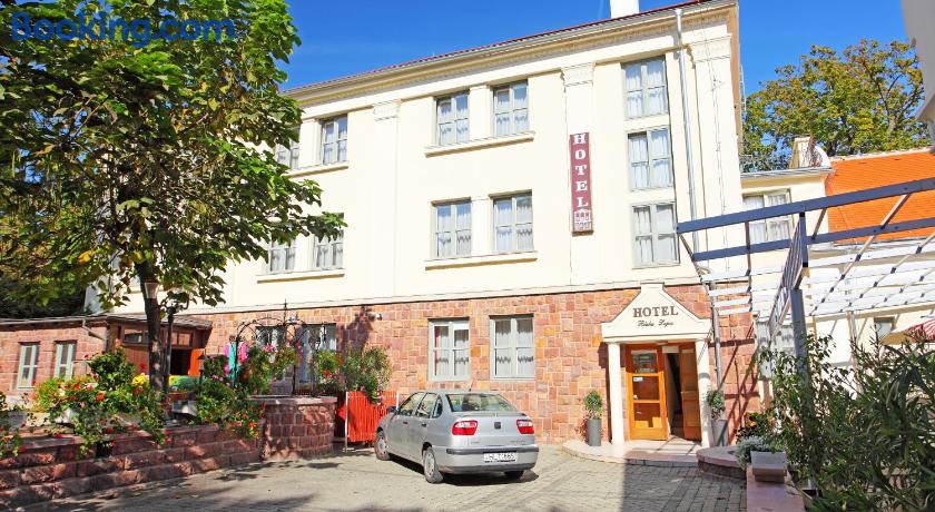 Hotel Blaha Lujza by null