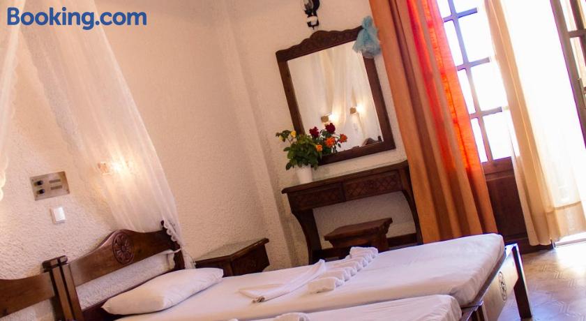 Hesperia Hotel by null