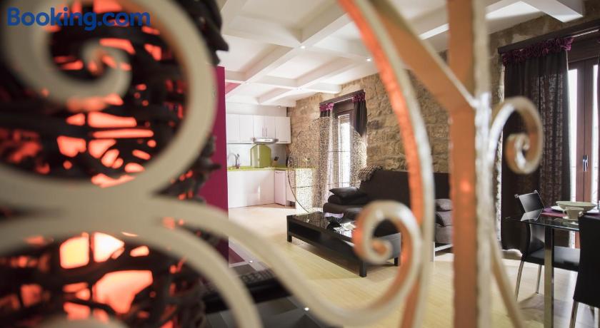 Hotel Apartamentos Fuente Redonda Ubeda by null