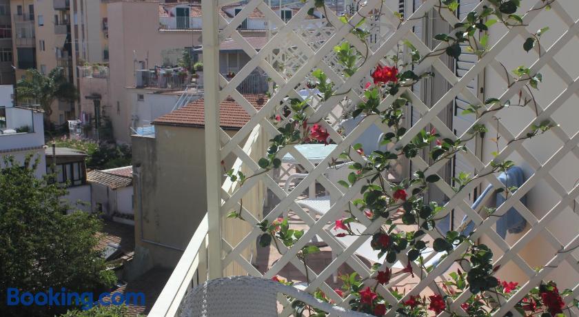 "Il Giglio Bianco" Sorrento B&B by null