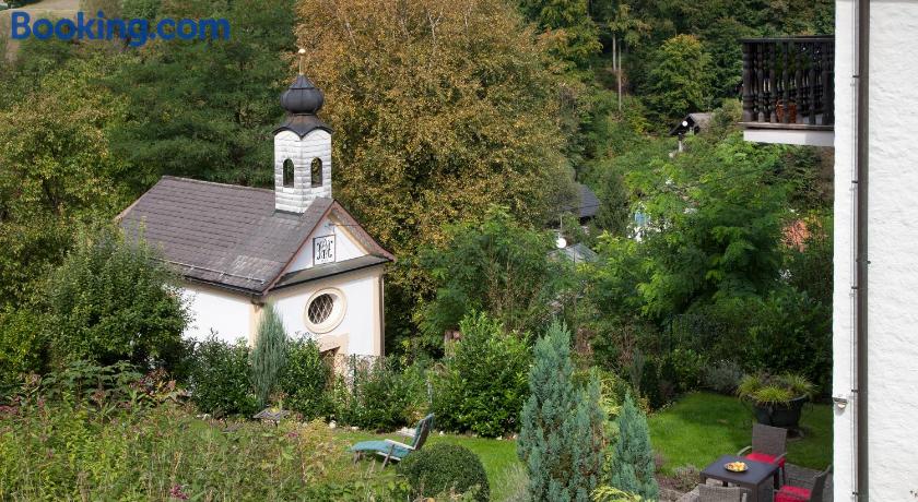 Romantikpension Haslach mill by null