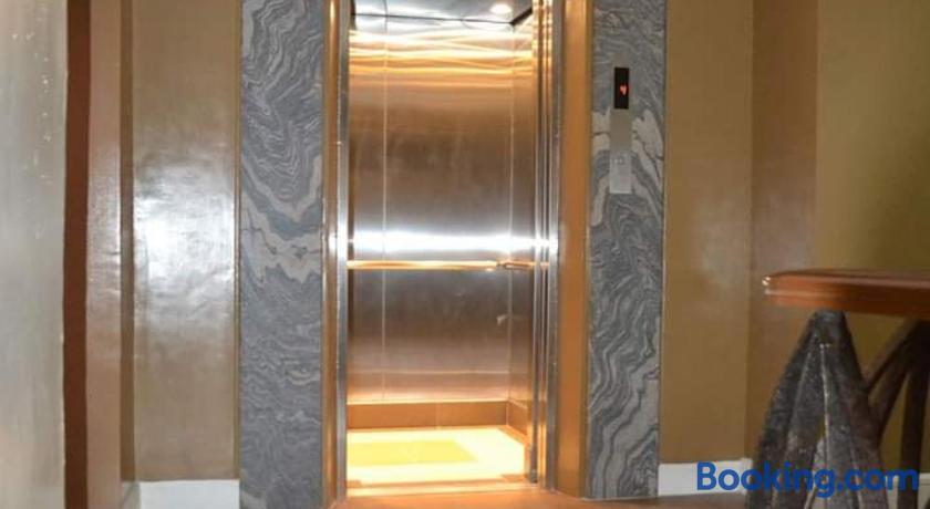 The Annex Hotel Tavern by null