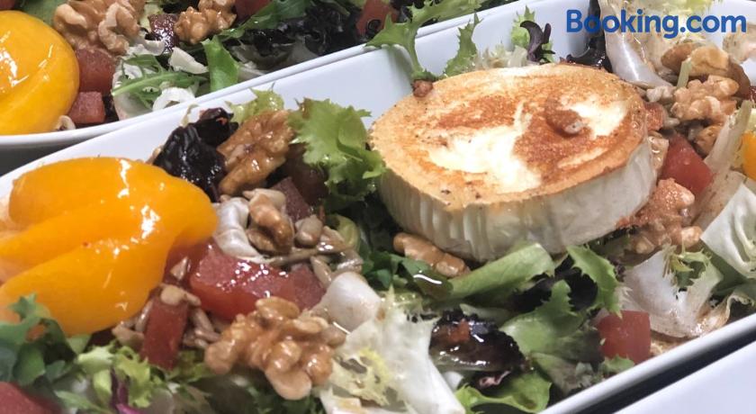 Hostal del Ripollès by null