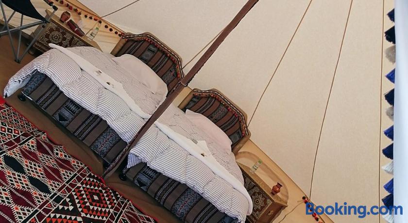 Al Reem Desert Camp by null
