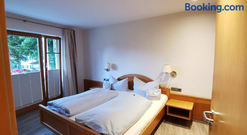 Haus Edelweiss by null