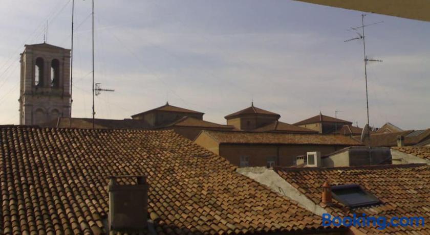 Locanda Borgonuovo - Ferrara Bed and Breakfast by null
