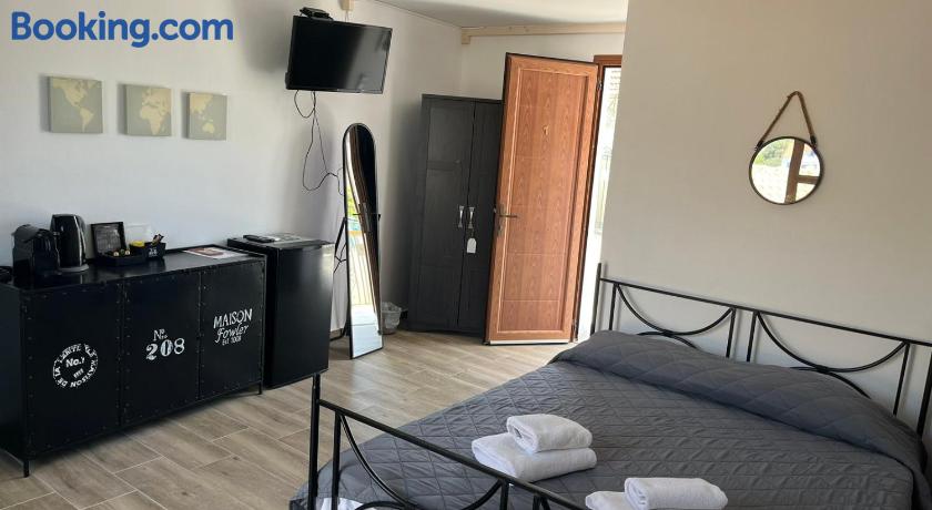 Vassilis Retreat by null