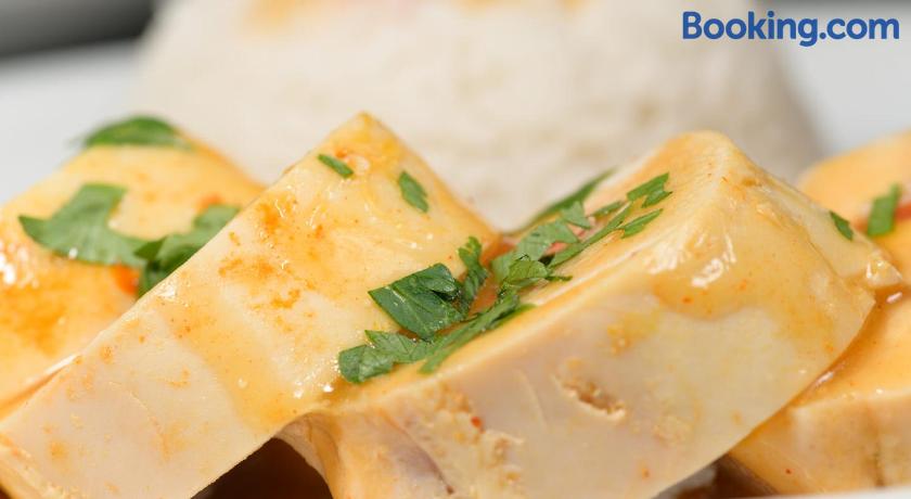 Pavlos Place by null