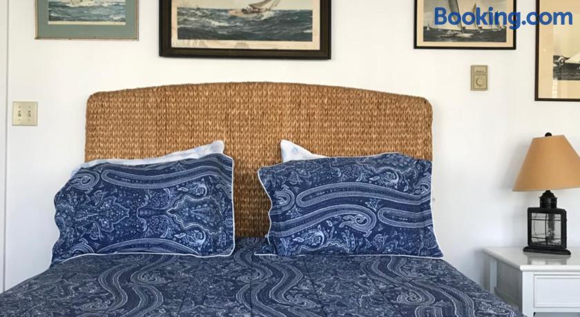 Topsides B & B by null