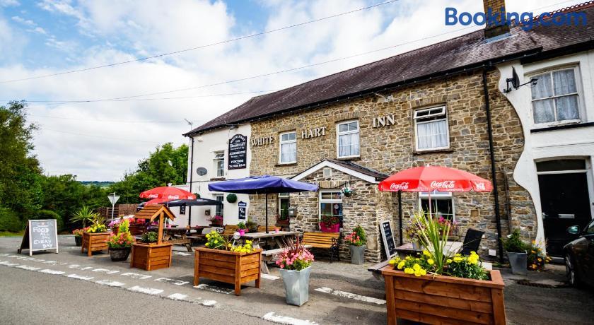 White Hart Inn by null