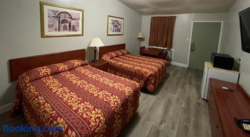 Hamilton Inn by null