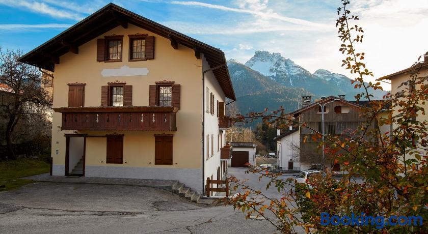 CASA CADORE - LOCAZIONE TURISTICA 025033-LOC-49/50/51 image