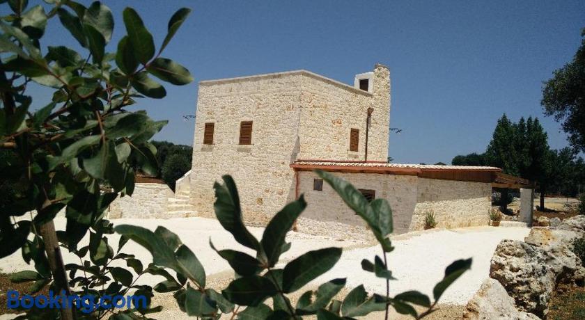 Il Trullo E La Pietra image