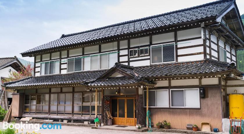 Takazuri Guest House image