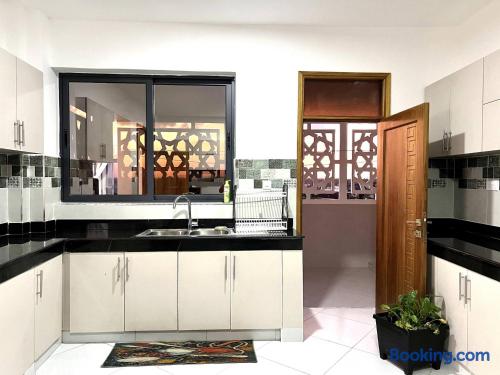 Luxe Beachfront/ac/pool/-nyali